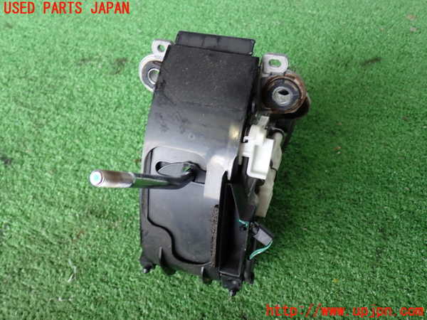 2UPJ-28307555]ハイエースバン200系(TRH200V)ATシフトレバー 中古_m0001.jpg