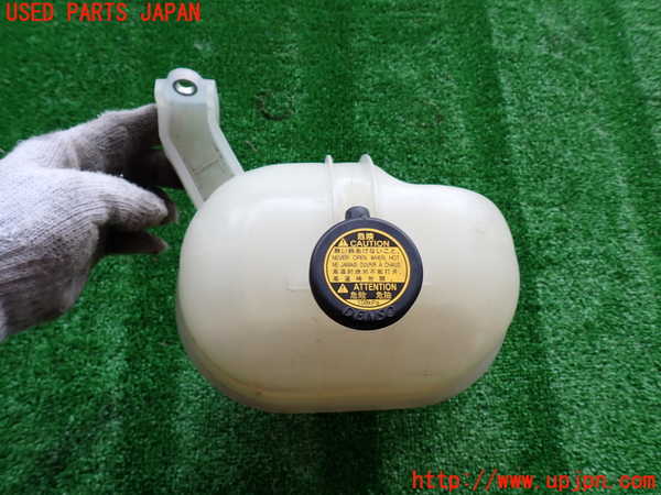 2UPJ-28312410]ハイエースバン200系(KDH206V)ラジエータータンク 中古_m0001.jpg