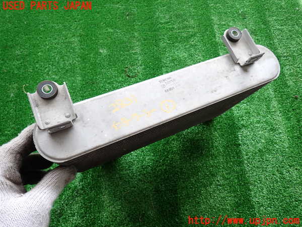 2UPJ-28312451]ハイエースバン200系(KDH206V)インタークーラー1 中古_m0002.jpg