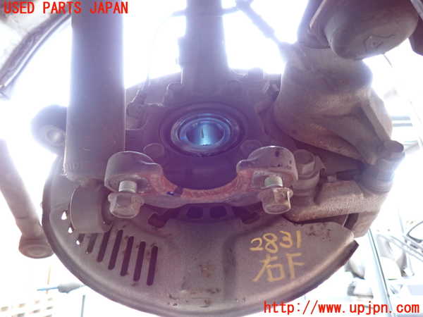2UPJ-28314290]ハイエースバン200系(KDH206V)右フロントナックルハブ ジャンク品 中古_m0002.jpg