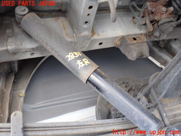 2UPJ-28315075]ハイエースバン200系(KDH206V)左リアショックアブソーバー 中古_m0001.jpg