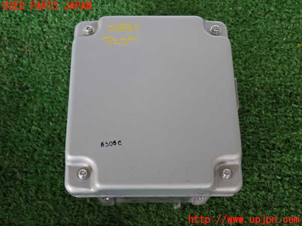 2UPJ-28316525]ハイエースバン200系(KDH206V)アンプ 中古_m0001.jpg