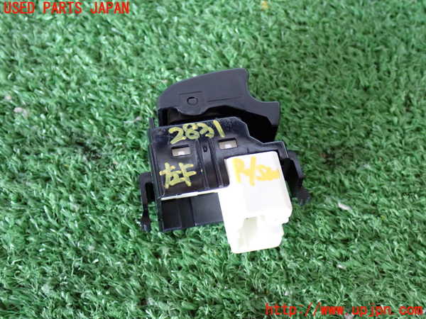2UPJ-28316245]ハイエースバン200系(KDH206V)左前パワーウィンドウスイッチ 中古_m0002.jpg