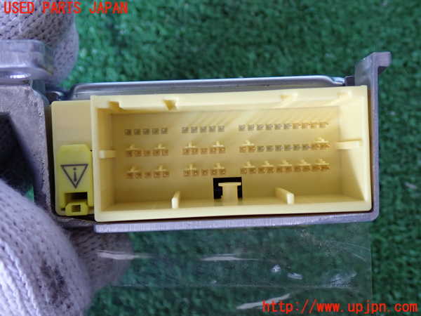 2UPJ-28316145]ハイエースバン200系(KDH206V)エアバッグコンピューター 中古_m0002.jpg