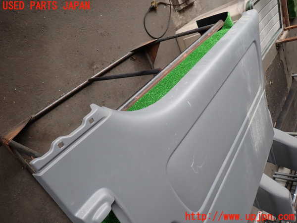 2UPJ-28311294]ハイエースバン200系(KDH206V)右後ドア内張り ジャンク品 中古_m0003.jpg