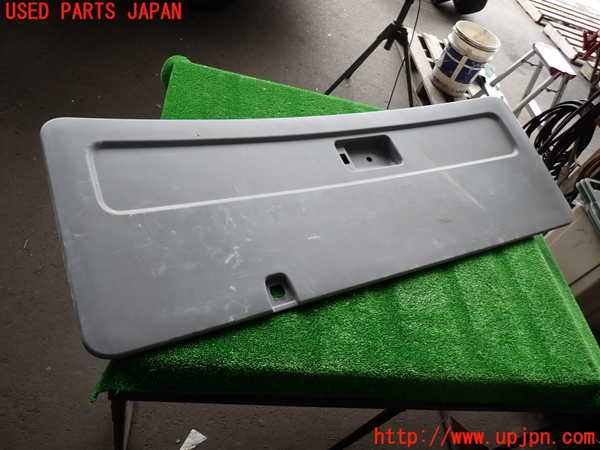 2UPJ-28311578]ハイエースバン200系(KDH206V)バックドア内張り 中古_m0001.jpg
