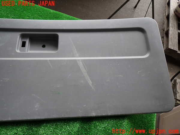2UPJ-28311578]ハイエースバン200系(KDH206V)バックドア内張り 中古_m0003.jpg