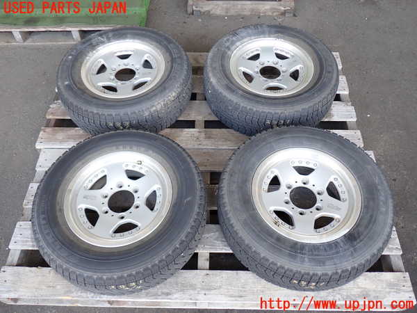 2UPJ-28319025]ハイエースバン200系(KDH206V)タイヤ　ホイール　4本セット 215/70R15 ジャンク品 中古_m0001.jpg