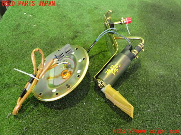 2UPJ-28322510]ソアラ(JZZ31)燃料ポンプ 中古_m0001.jpg