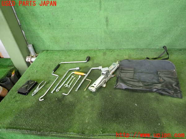 2UPJ-28327805]ソアラ(JZZ31)車載工具 中古_m0001.jpg