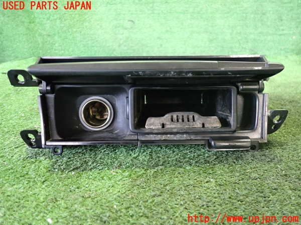 2UPJ-28327821]ソアラ(JZZ31)灰皿1 中古_m0002.jpg
