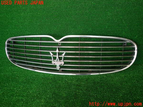 2UPJ-28331050]マセラティ・クアトロポルテ(MQP)ラジエターグリル 中古_m0001.jpg