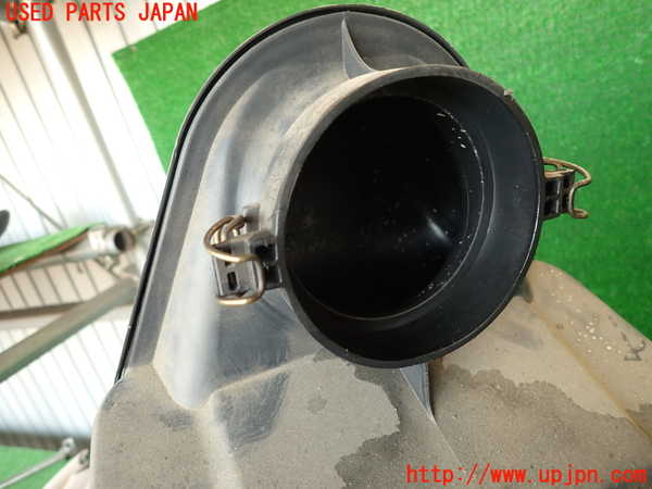 2UPJ-28332560]マセラティ・クアトロポルテ(MQP)エアクリーナーボックス 中古_m0004.jpg