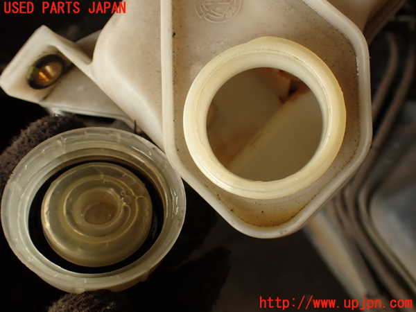 2UPJ-28334050]マセラティ・クアトロポルテ(MQP)ブレーキマスターシリンダー 中古_m0002.jpg