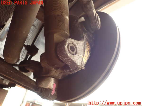 2UPJ-28334300]マセラティ・クアトロポルテ(MQP)右リアナックルハブ 中古_m0002.jpg