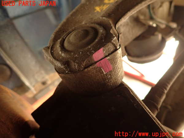 2UPJ-28335156]マセラティ・クアトロポルテ(MQP)左リアアッパーアーム1 中古_m0002.jpg