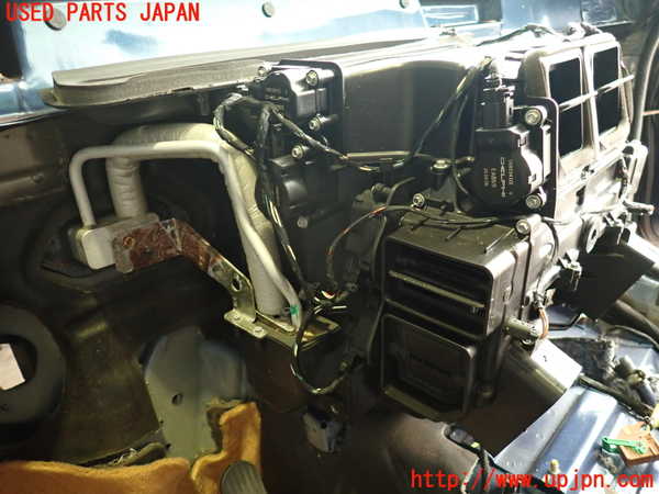 2UPJ-28336081]マセラティ・クアトロポルテ(MQP)エバポレーター1 中古_m0003.jpg
