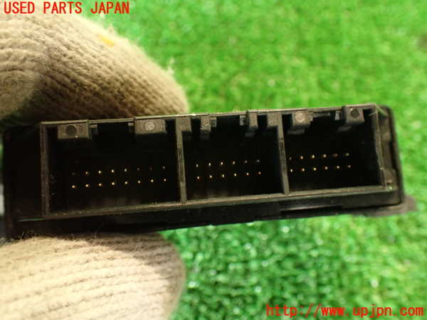 2UPJ-28336150]マセラティ・クアトロポルテ(MQP)コンピューター5 中古_m0003.jpg