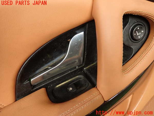 2UPJ-28331324]マセラティ・クアトロポルテ(MQP)左後ドア内張り 中古_m0003.jpg