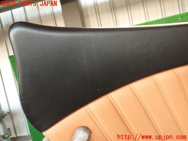 2UPJ-28331324]マセラティ・クアトロポルテ(MQP)左後ドア内張り 中古_m0004.jpg