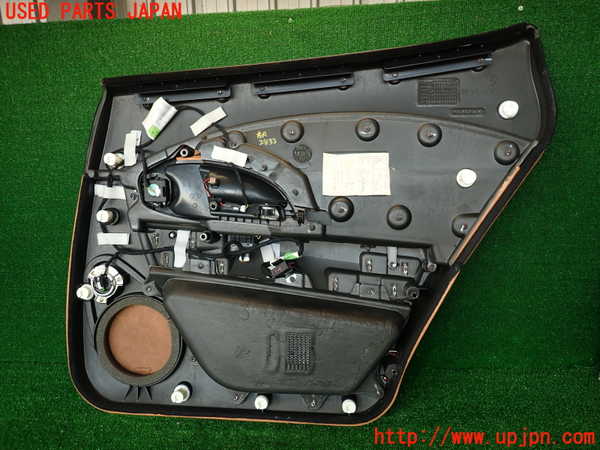 2UPJ-28331324]マセラティ・クアトロポルテ(MQP)左後ドア内張り 中古_m0005.jpg