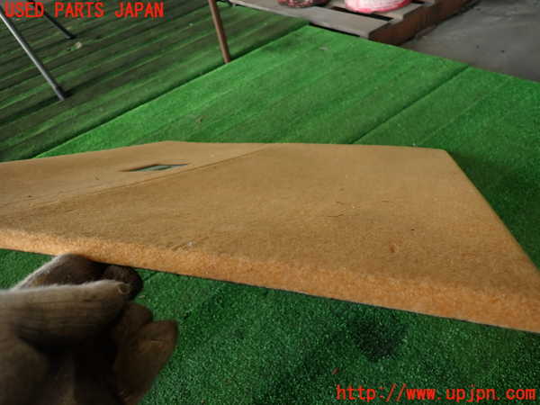 2UPJ-28337771]マセラティ・クアトロポルテ(MQP)ラゲッジトレイ1 (ジャンク品) 中古_m0003.jpg