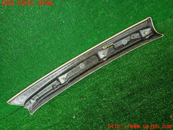 2UPJ-28337660]マセラティ・クアトロポルテ(MQP)左フロントピラートリム 中古_m0004.jpg