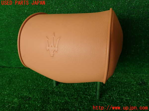 2UPJ-28337150]マセラティ・クアトロポルテ(MQP)右2列目ヘッドレスト 中古_m0001.jpg