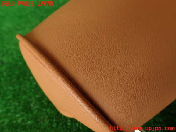 2UPJ-28337150]マセラティ・クアトロポルテ(MQP)右2列目ヘッドレスト 中古_m0003.jpg