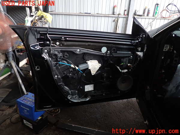 2UPJ-28341260]ベンツ CLA250 4MATIC シューティングブレーク(117951)(117)左前ドア 中古(43R-00050 M62)_m0003.jpg