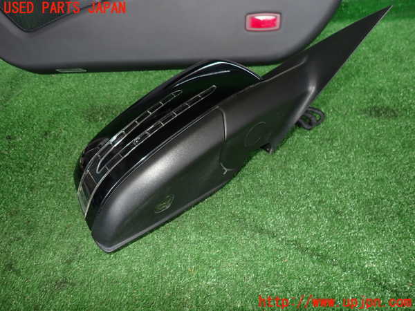 2UPJ-28341210]ベンツ CLA250 4MATIC シューティングブレーク(117951)(117)右ドアミラー 中古_m0002.jpg