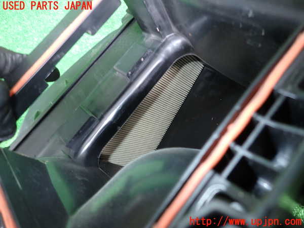 2UPJ-28342560]ベンツ CLA250 4MATIC シューティングブレーク(117951)(117)エアクリーナーボックス 中古_m0002.jpg