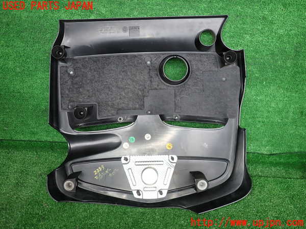 2UPJ-28342160]ベンツ CLA250 4MATIC シューティングブレーク(117951)(117)エンジンアッパーカバー 中古_m0002.jpg