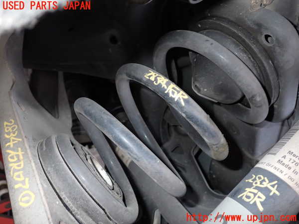 2UPJ-28345100]ベンツ CLA250 4MATIC シューティングブレーク(117951)(117)右リアスプリング 中古_m0001.jpg