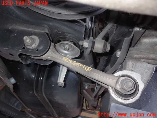 2UPJ-28345205]ベンツ CLA250 4MATIC シューティングブレーク(117951)(117)右リアロアアーム2 中古_m0001.jpg