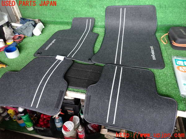 2UPJ-28347800]ベンツ CLA250 4MATIC シューティングブレーク(117951)(117)フロアマット 中古_m0004.jpg