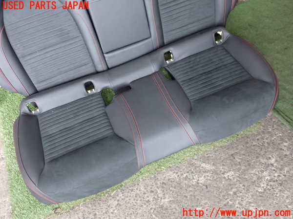 2UPJ-28347385]ベンツ CLA250 4MATIC シューティングブレーク(117951)(117)リアシート 中古_m0003.jpg