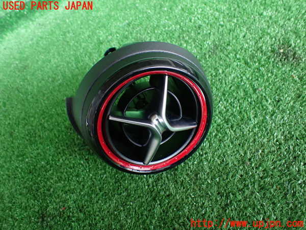 2UPJ-28347528]ベンツ CLA250 4MATIC シューティングブレーク(117951)(117)エアコン吹き出し口3 (左) 中古_m0001.jpg