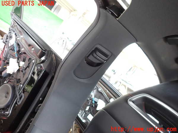2UPJ-28347670]ベンツ CLA250 4MATIC シューティングブレーク(117951)(117)左センターピラートリム 中古_m0002.jpg