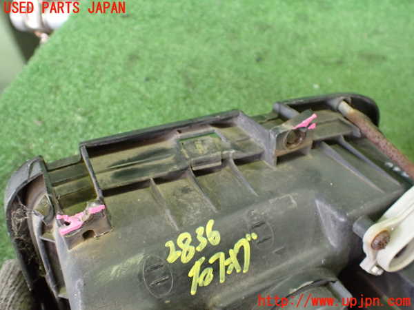 2UPJ-28361180]MR2(SW20)右フォグ (ジャンク品) 中古_m0004.jpg