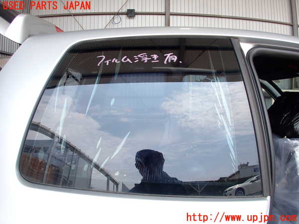 2UPJ-28381380]VW ルポGTI(6EAVY)右クォーターガラス (43R-00021 M13) 中古_m0001.jpg