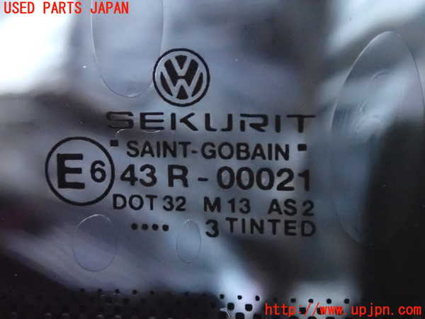 2UPJ-28381382]VW ルポGTI(6EAVY)左クォーターガラス (43R-00021 M13) 中古_m0003.jpg