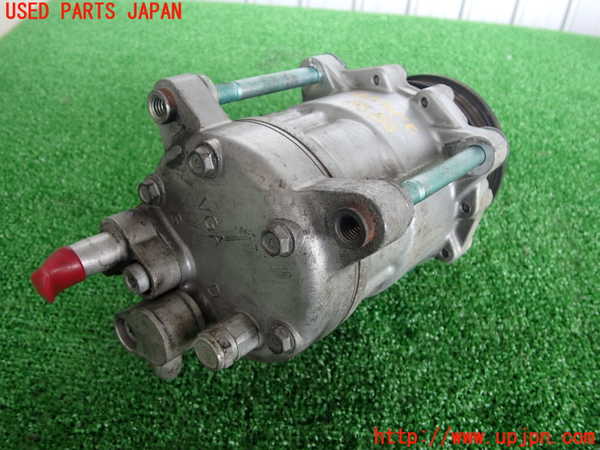 2UPJ-28386025]VW ルポGTI(6EAVY)エアコンコンプレッサー 中古_m0002.jpg