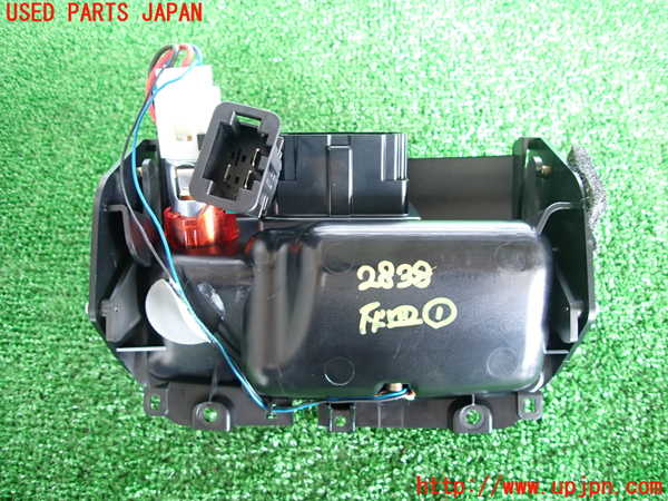 2UPJ-28387821]VW ルポGTI(6EAVY)灰皿1 中古_m0004.jpg