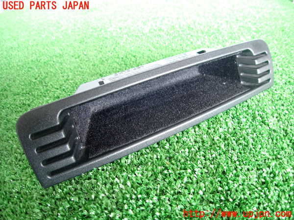 5UPJ-28387841]VW ルポGTI(6EAVY)小物入れ1 中古_m0001.jpg