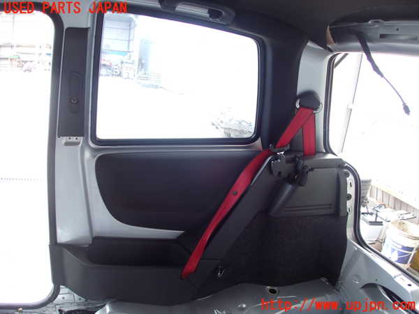 2UPJ-28387675]VW ルポGTI(6EAVY)右リアピラートリム 中古_m0001.jpg