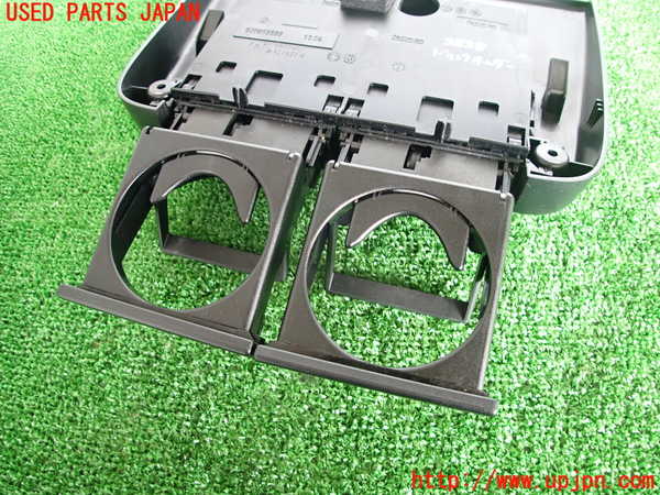 5UPJ-28387810]VW ルポGTI(6EAVY)ドリンクホルダー 中古_m0002.jpg