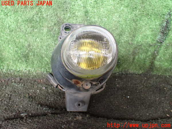 1UPJ-28401180]アストンマーティン・DB7(AM7)右フォグ 中古_m0001.jpg