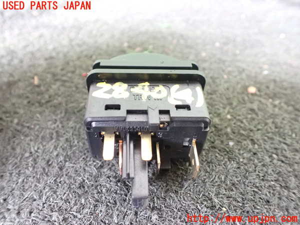1UPJ-28406309]アストンマーティン・DB7(AM7)スイッチ4(デフロスター) 中古_m0002.jpg