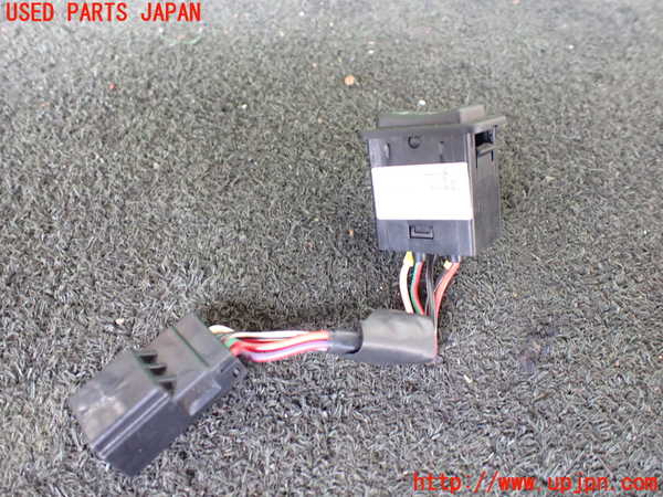 1UPJ-28406310]アストンマーティン・DB7(AM7)スイッチ5 中古_m0002.jpg